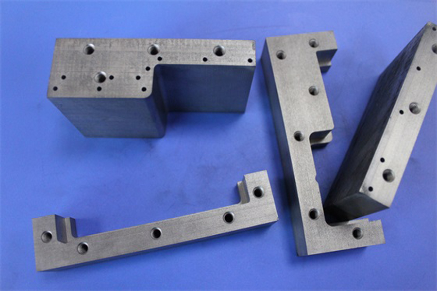 Solve the Difficult Problem of Stainless Steel Cutting